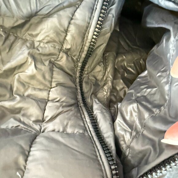 Calvin Klein Down Jacket Gray Size XL Light Weight Warm Packable - Picture 7 of 8